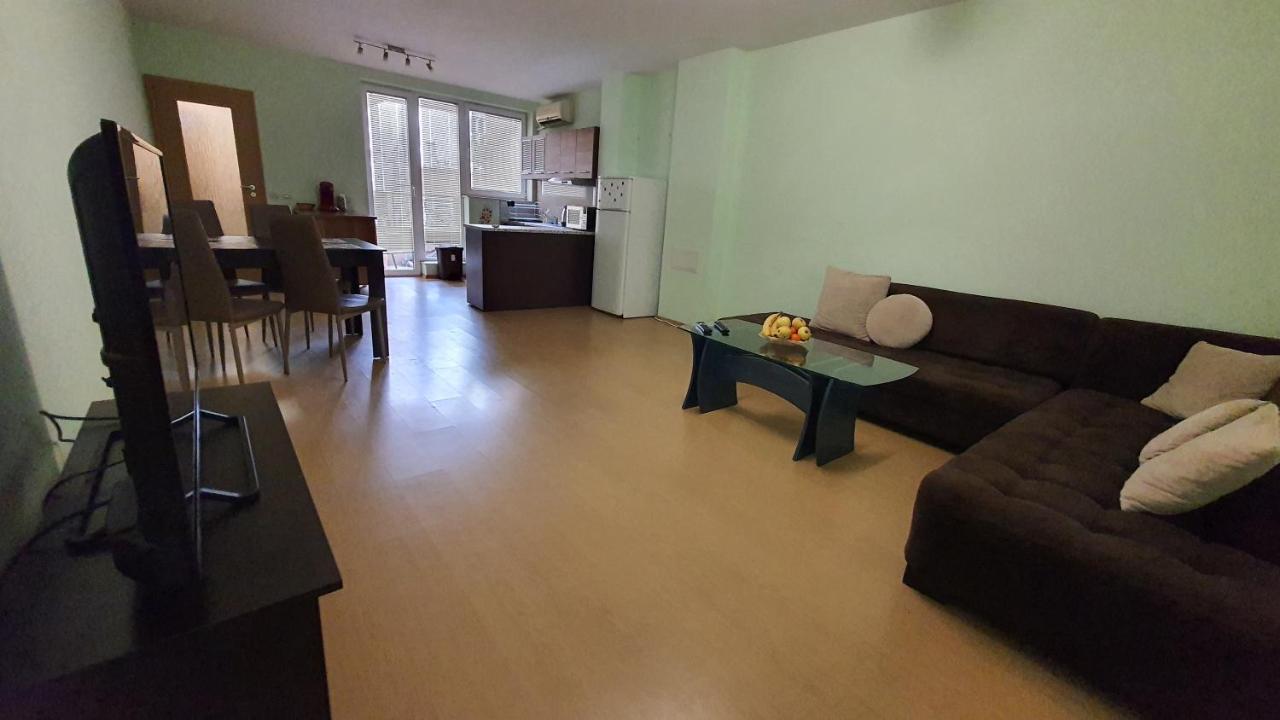 Apartmán Minimalistic 1Br Flat With A Parking Spot Varna Exteriér fotografie