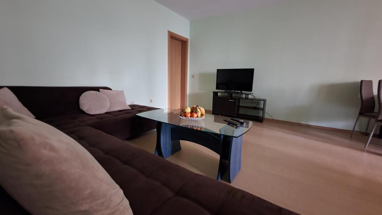 Apartmán Minimalistic 1Br Flat With A Parking Spot Varna Exteriér fotografie